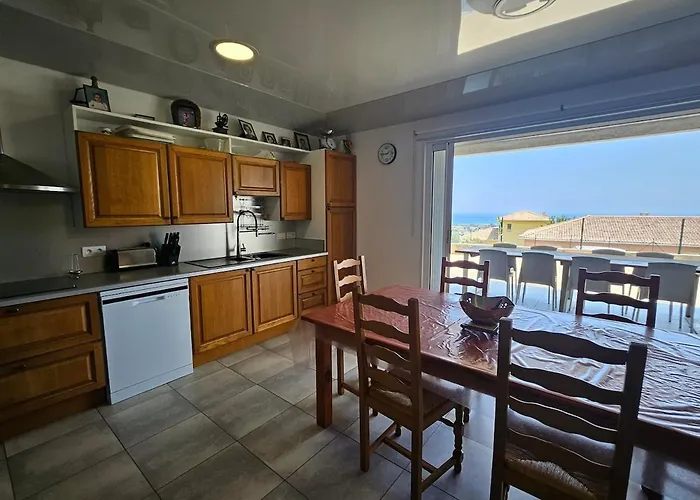 Paradiso 4 People Apartment Furiani